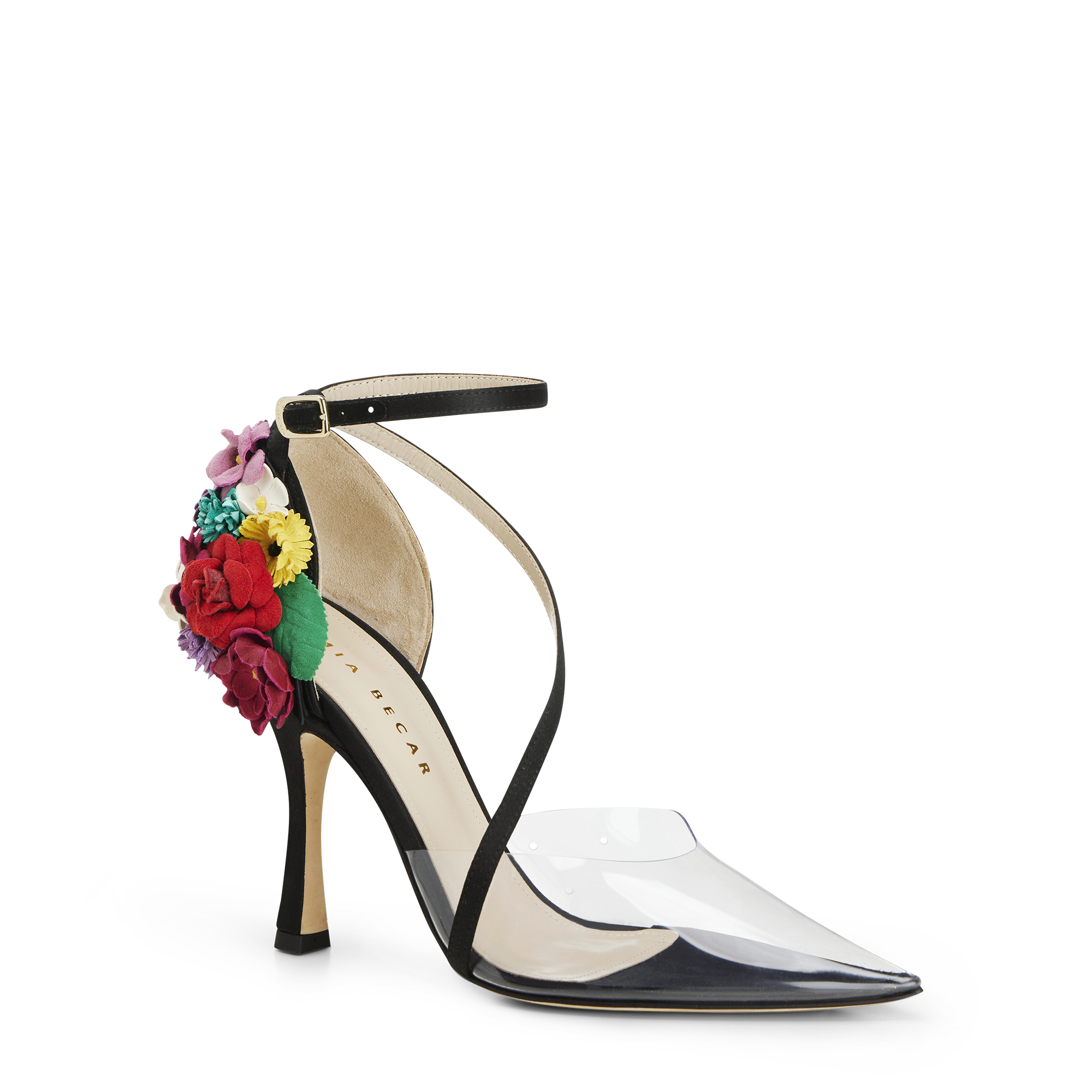 Lilly – Mia Becar